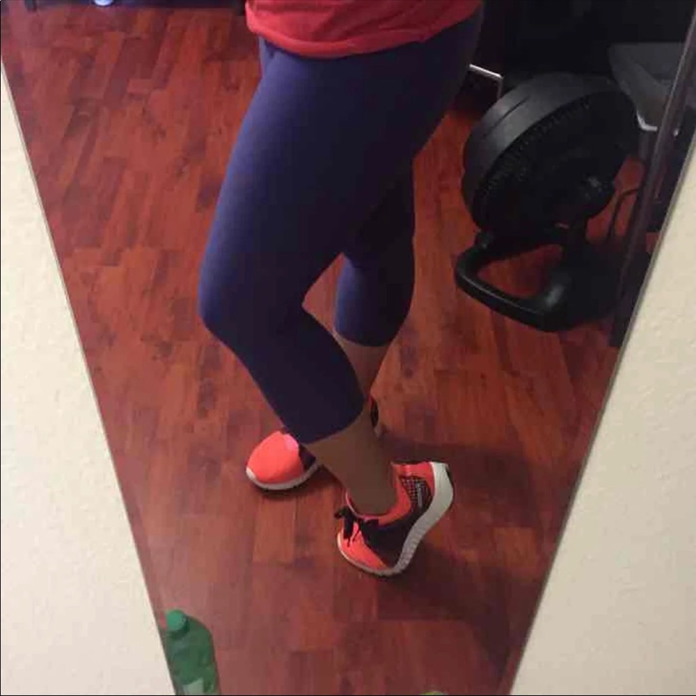 Size XS purple Nike dry fit capris!